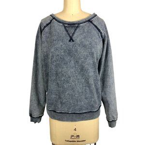 Love Tree Happens Blue Crewneck Sweatshirt Size M